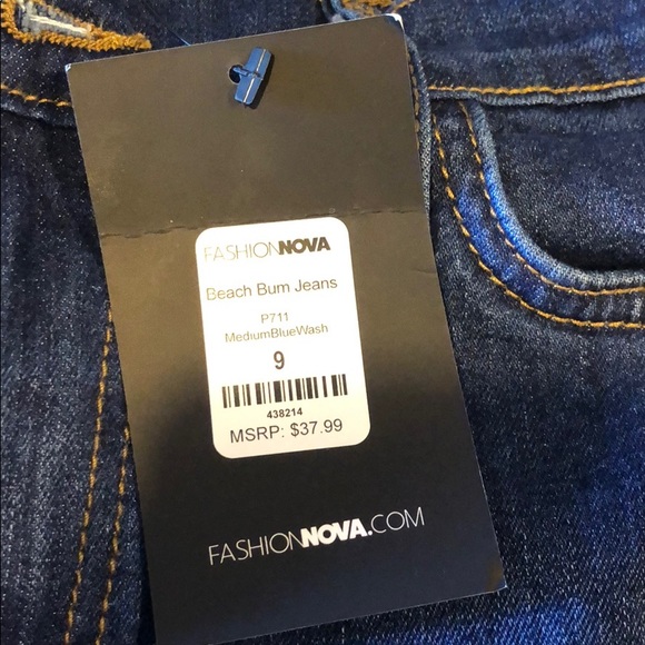Fashion nova beach bum jeans - Picture 2 of 3